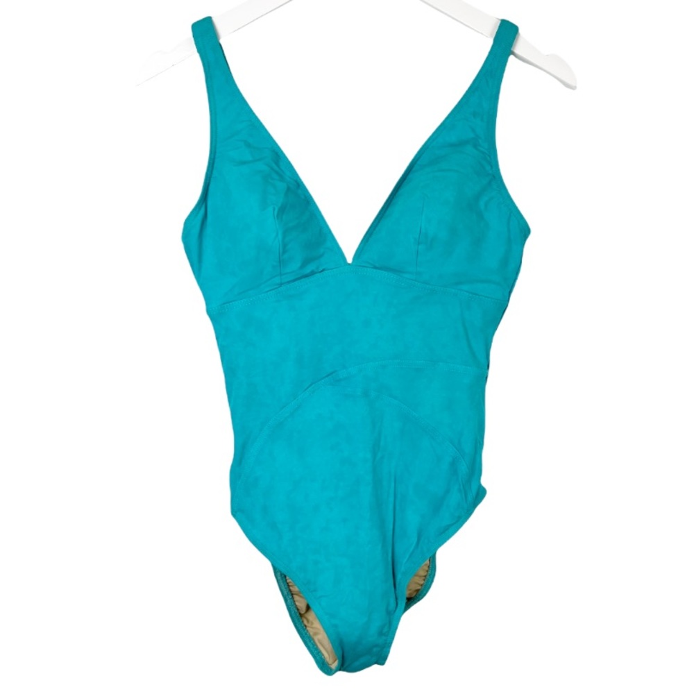 NWOT Magicsuit One Piece Swimwear Swimsuit